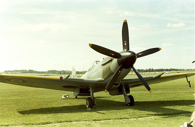 Flying Legends 2003