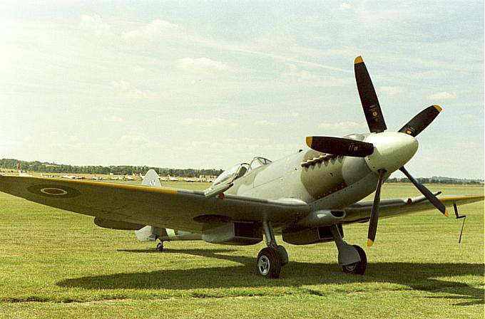 Flying Legends 2003