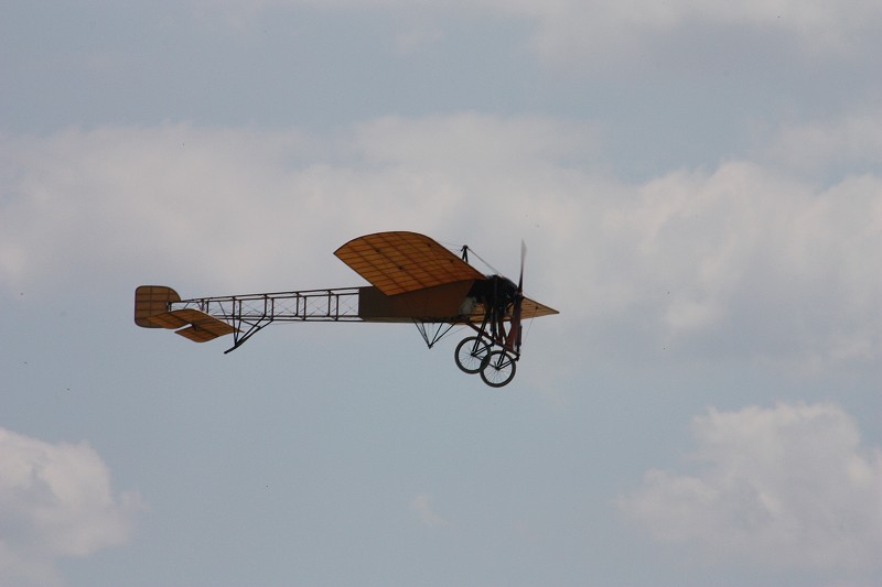 Aviatická pouť Pardubice 2010