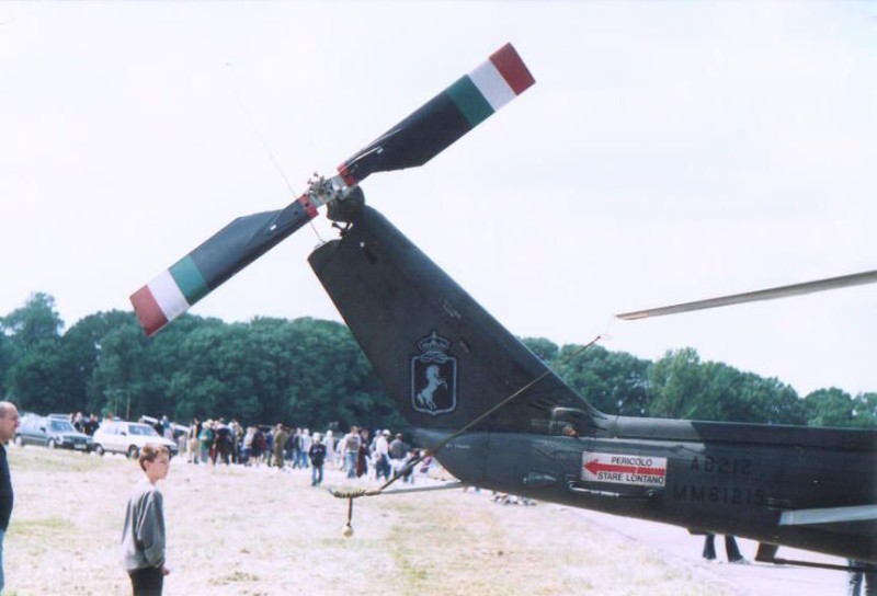 Agusta AB-212