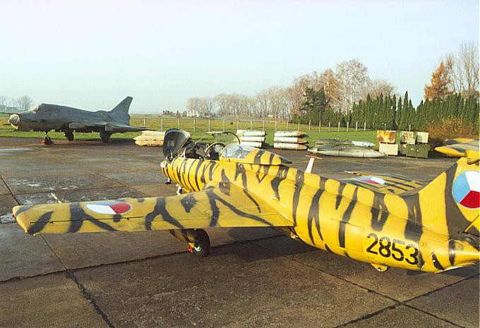 Aero L-29 Delfin