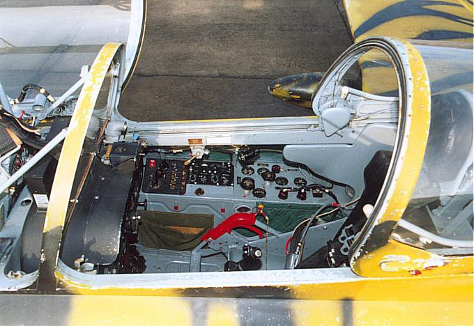 Aero L-29 Delfin