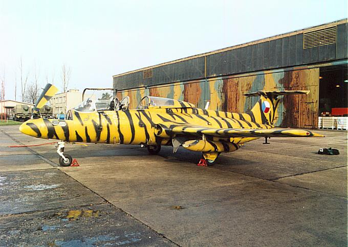 Aero L-29 Delfin