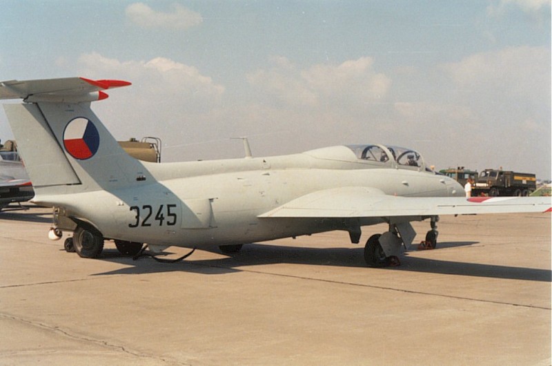 Aero L-29 Delfin