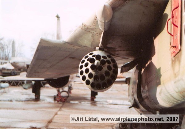 MiG-23BN model 1/72
