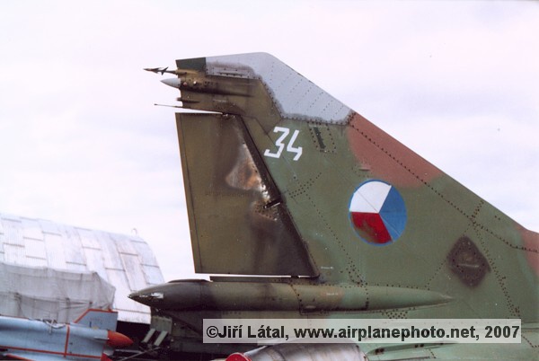 MiG-23BN model 1/72