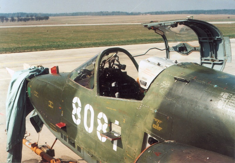 Su-25K
